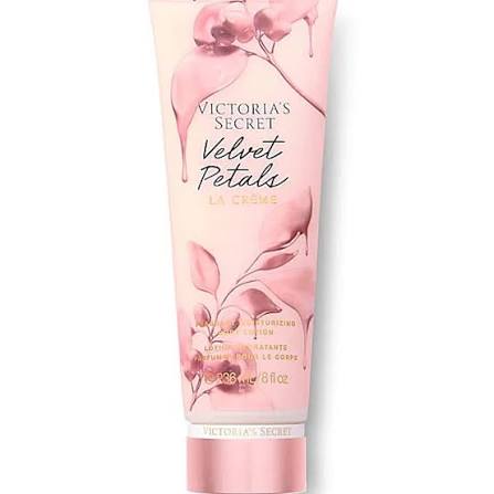 Victorias Secret Velvet Petals La Creme Lotion -236ml
