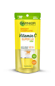 Garnier Bright Complete Vit C Sunblock Matte -30ml